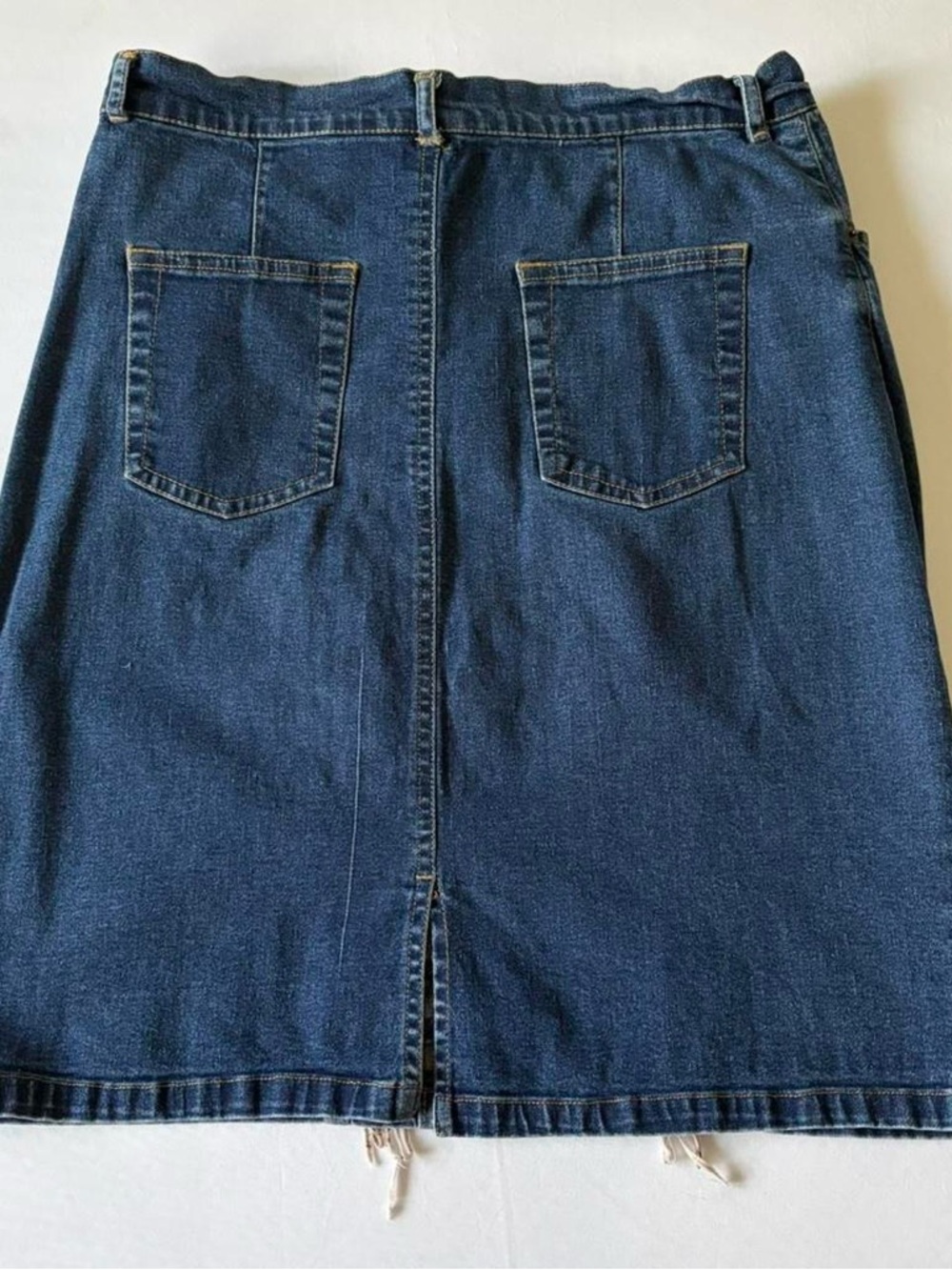 skirt - Picture 5 of 6